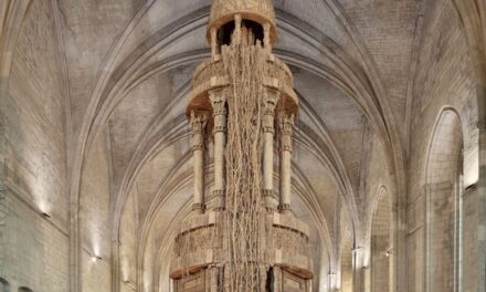 Toulouse | Les sculptures monumentales d’Eva Jospin investissent la chapelle de la Grave jusqu’au 30 mars